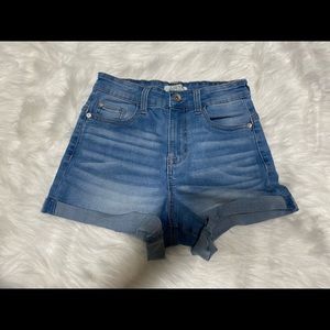 Women jeans shorts by Ariya jeans size 26 never worn